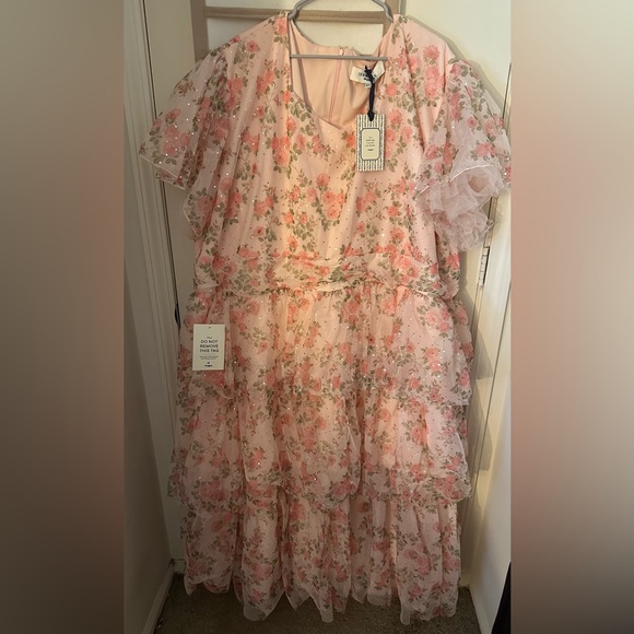 Floral Tiered Pink Dress - Picture 2 of 2